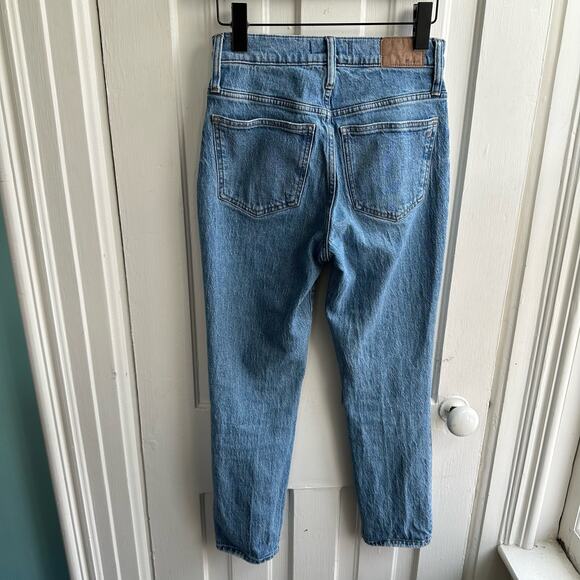 Madewell The Perfect Vintage Jean in Banner Wash - Picture 7 of 10